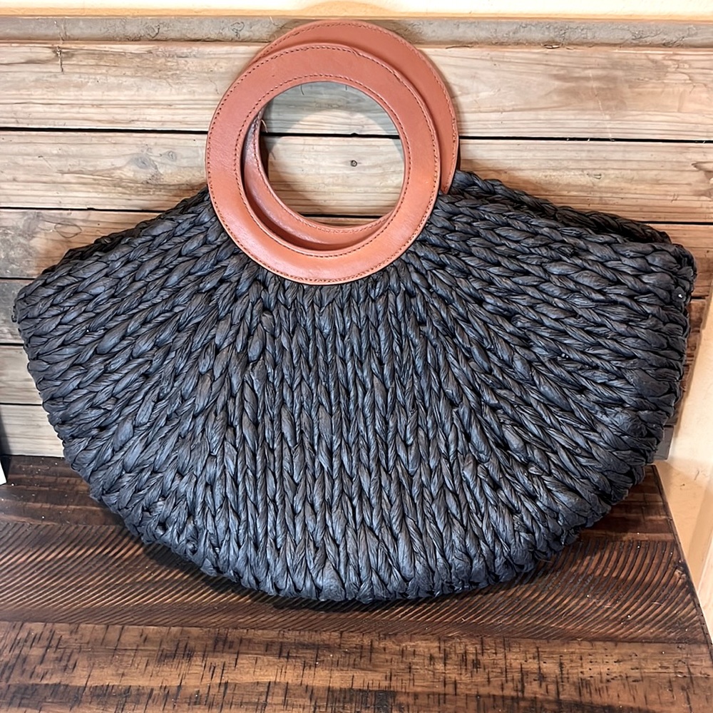 Who What Wear Black Tote With Brown Handles - Picture 1 of 7